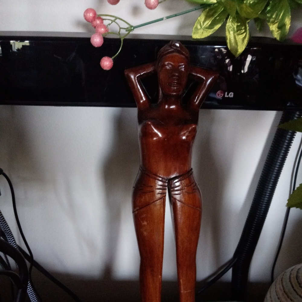 Wooden Lady Nude Nutcracker “Hand-Carved” - Picture 3 of 8